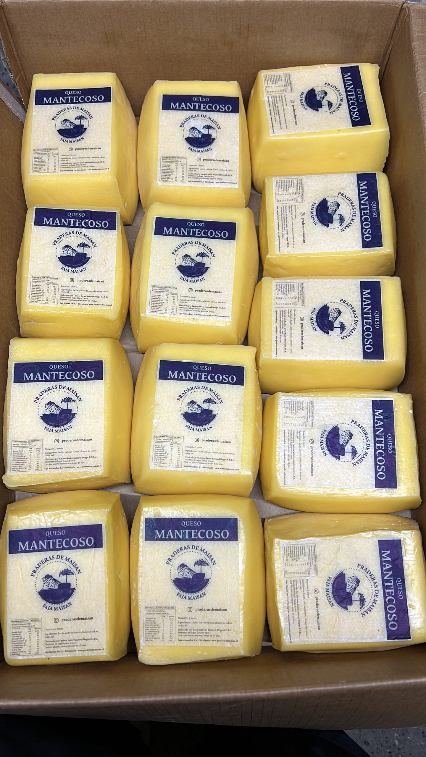 Queso Mantecoso por mayor 10 unidades de 1 kg aprox IVA incluido - Imagen 2